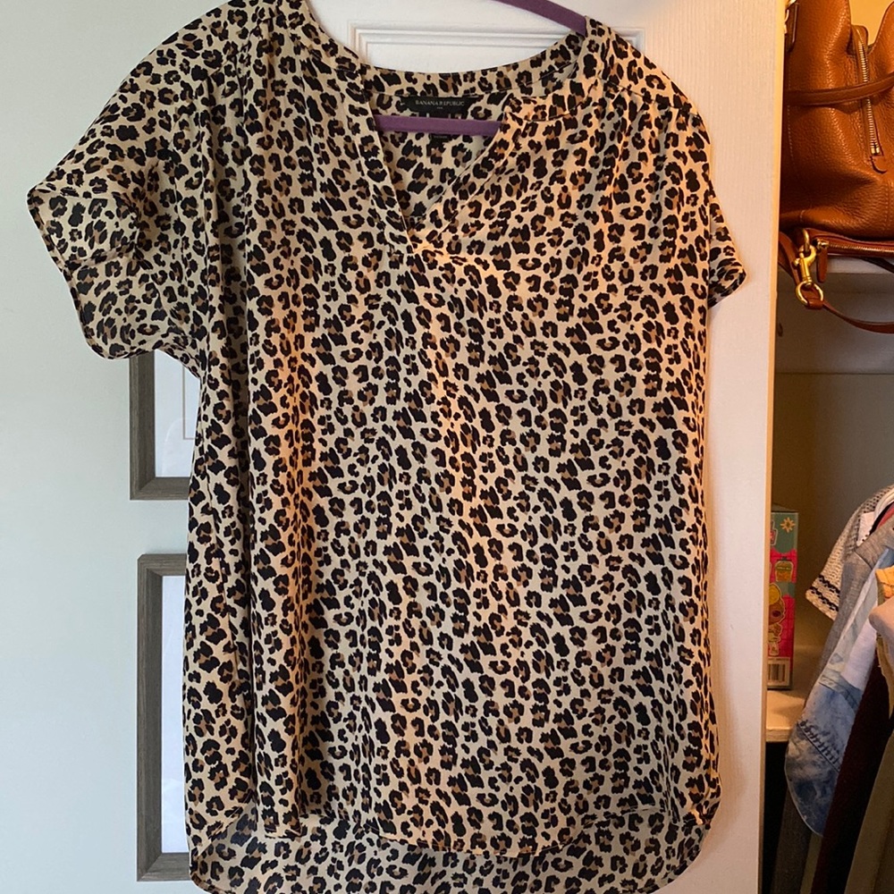 Banana republic leopard shirt